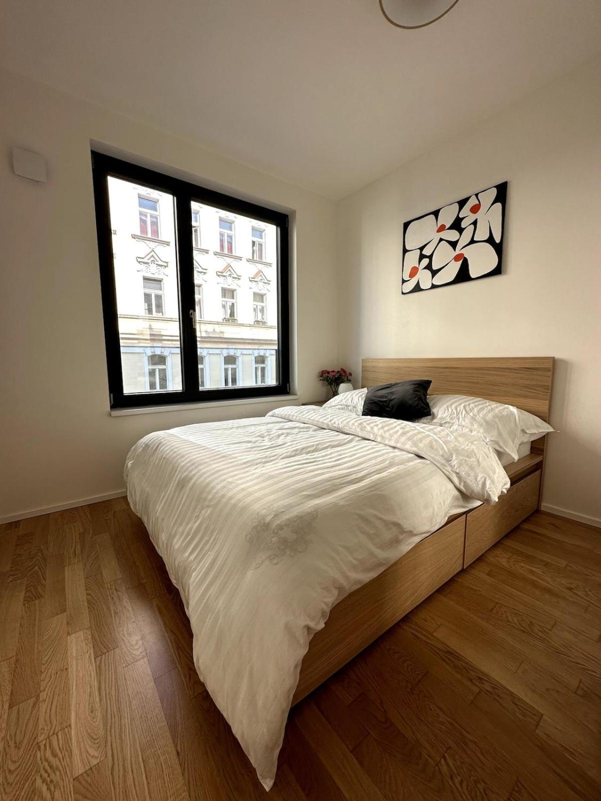 Appartamento With Garage & Terrace